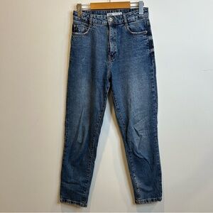 Zara High Rise Mom Fit Jeans Medium Wash Blue